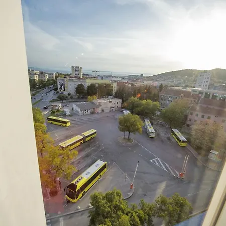 Apartmani Marin *