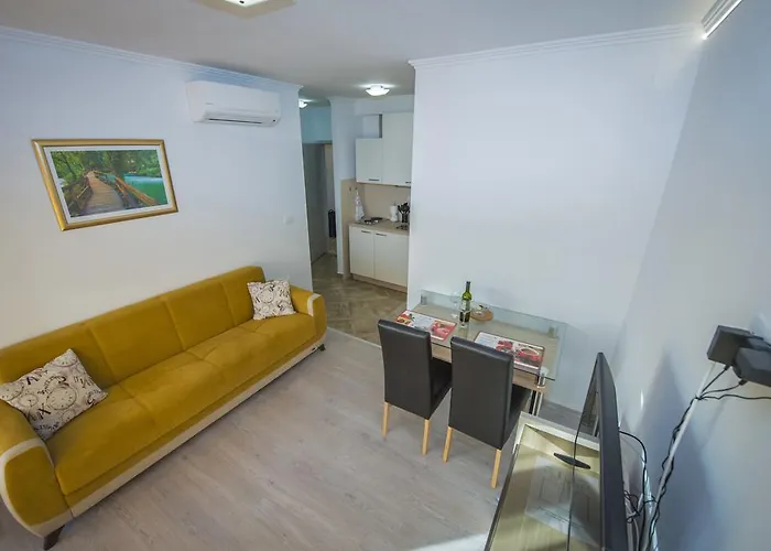 Lägenhet Apartmani Marin Split