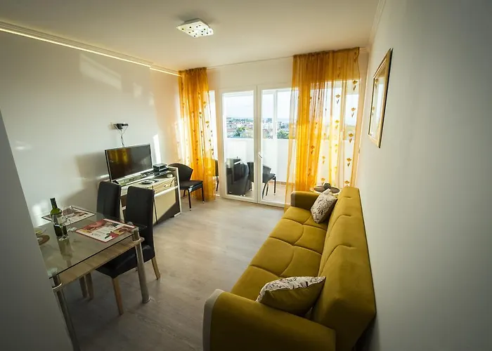 Apartmani Marin Lägenhet